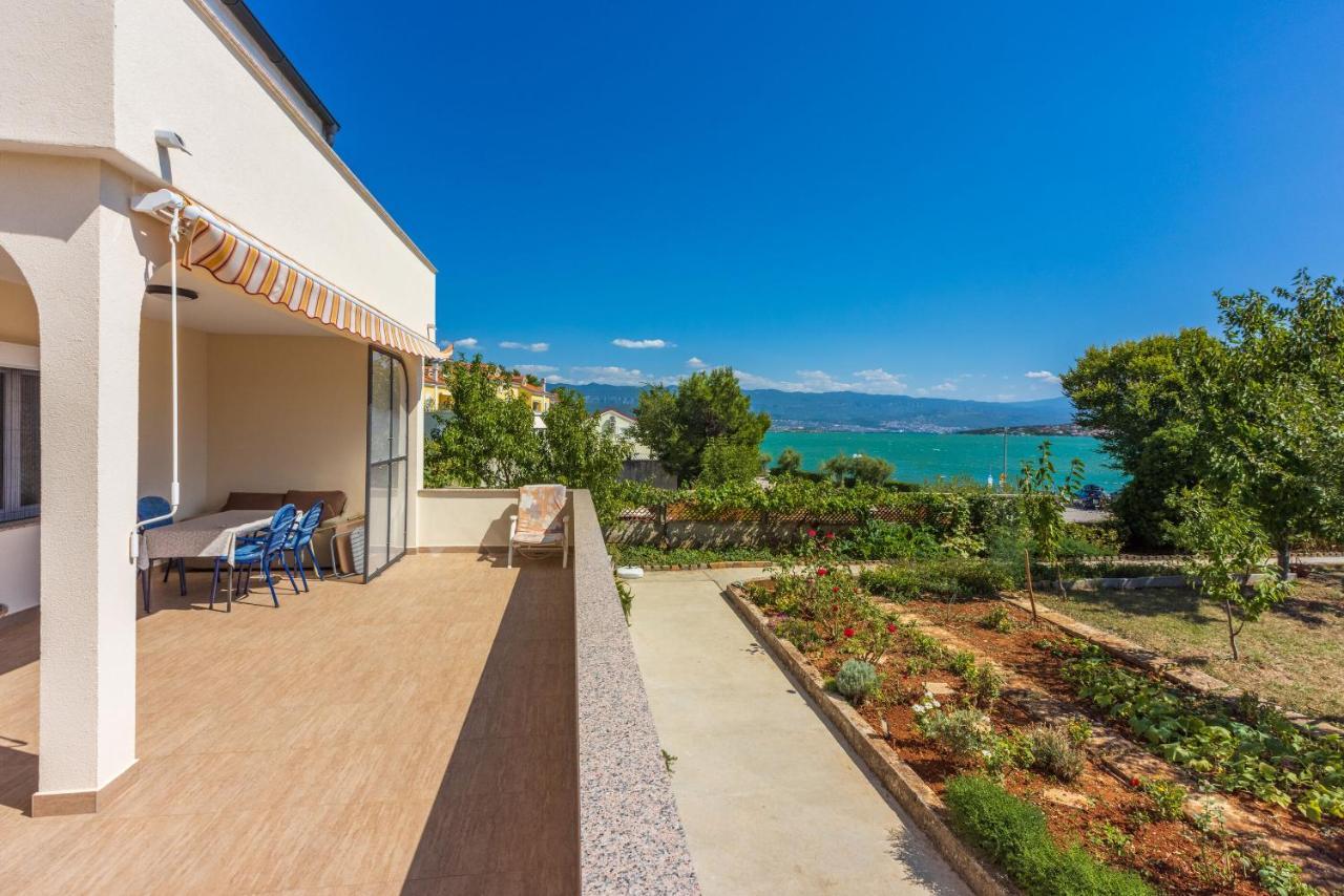 Apartments Star By The Sea Čižići المظهر الخارجي الصورة