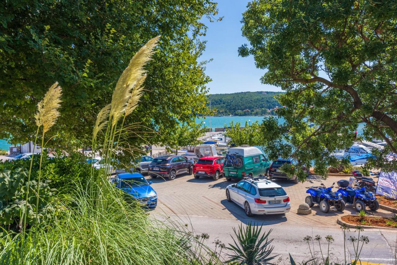 Apartments Star By The Sea Čižići المظهر الخارجي الصورة